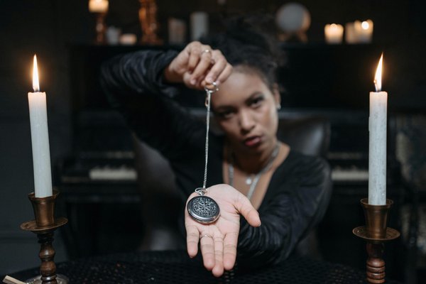 Les porte bonheurs grecs : des talismans pour chaque foyer